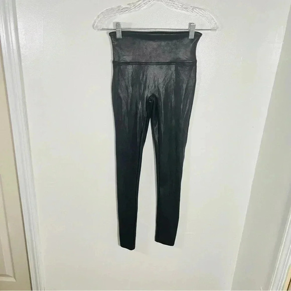 SPANX Faux Leather Leggings Black Small - Picture 2 of 7